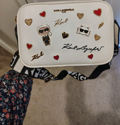 KARL LAGERFELD PARIS White Small Crossbody Bag Hearts Logo Strap Gold Zip