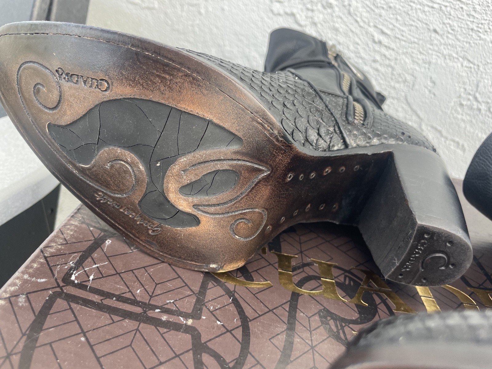 Cuadra Women's Black Python Perfect Condition 8.5 - image 10