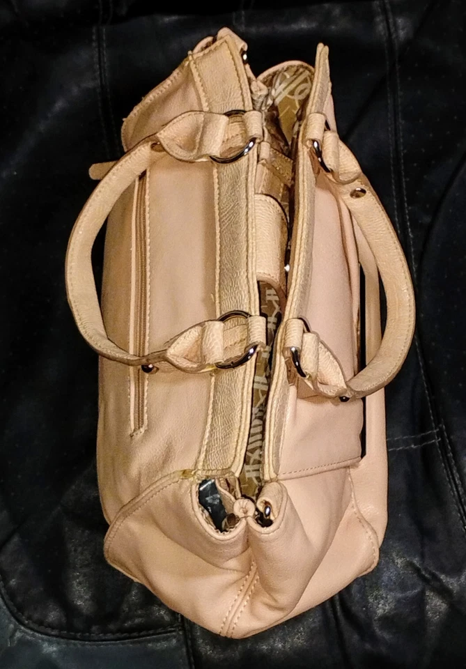 J LO Jennifer Lopez Purse Handbag Pink - Side Logo Lining Nylon Logo - Medium  - Image 4 of 4