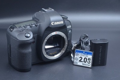 Canon EOS 5D Mark II 21.1 MP Digital SLR Camera Black Body 56581 Shots #L68