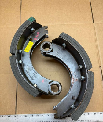 MCI/Maron/Rockwell Bolted Brake Shoes 93-4228-00081, 4228-6, 0113991
