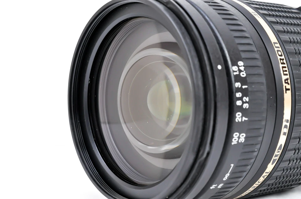 Lente macro Canon EF Tamron A20 AF 28-300 mm f/3,5-6,3 XR Di VC LD ASPH IF como nueva Foto 3 de 4