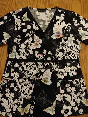 Cherokee Scrub Top Small!! EUC!! Black With Butterflies