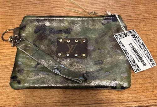 Keep It Gypsy Clutch / Wristlet Chrome Silver Camo Cowhide Green Brown Leather - Picture 2 of 8