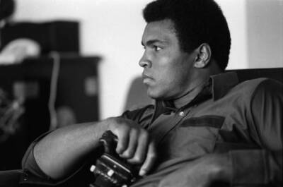 Muhammad Ali while training before fight vs George Foreman a - 1974 Old Photo