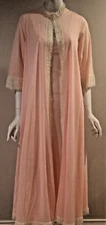 Vintage Val Mode Women's Full Length Nightgown Robe Set - Size 34 - Pink Lace