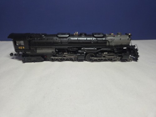 Challenger Clinchfield #674 – 80‐3204‐1 escala MTH HO 4‐6‐6‐4‐1 | Condition: For parts or not working