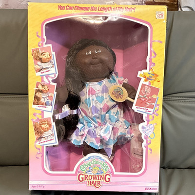 NEW IN BOX* Cabbage Patch Kids Growing Hair 16in African American Girl Doll
