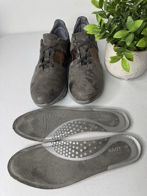 Naot Size 9 (40) Gray Suede Leather Lace Up Sneakers Orthotic Removable Footbed
