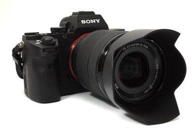 Sony Alpha α7 II 24.3MP Camera FE 28-70mm F/3.5-5.6 OSS Shutter Count: 5,600!