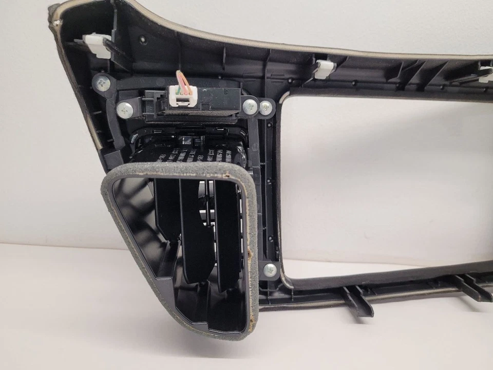 2016 HONDA HR-V Radio Trim Panel Vent Panel - Imagem 4 de 4