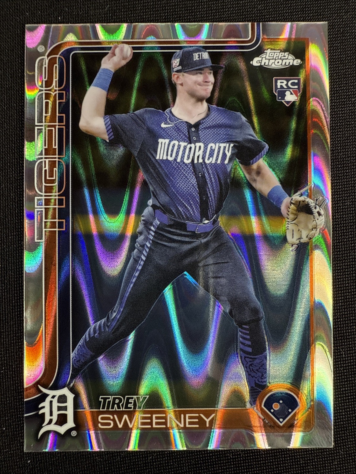 Trey Sweeney Rookie Card RC 2025 Topps Chrome Raywave Refractor #6