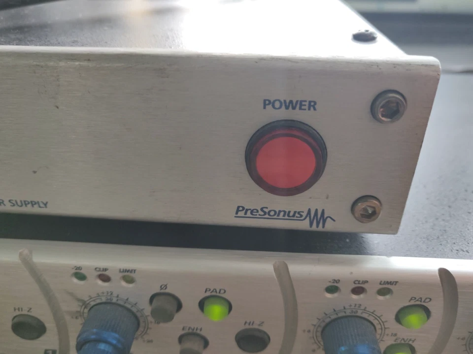 Preamplificatore Classe A 8 canali Presonus Digimax 96 Khz ADAT - Immagine 3 di 4