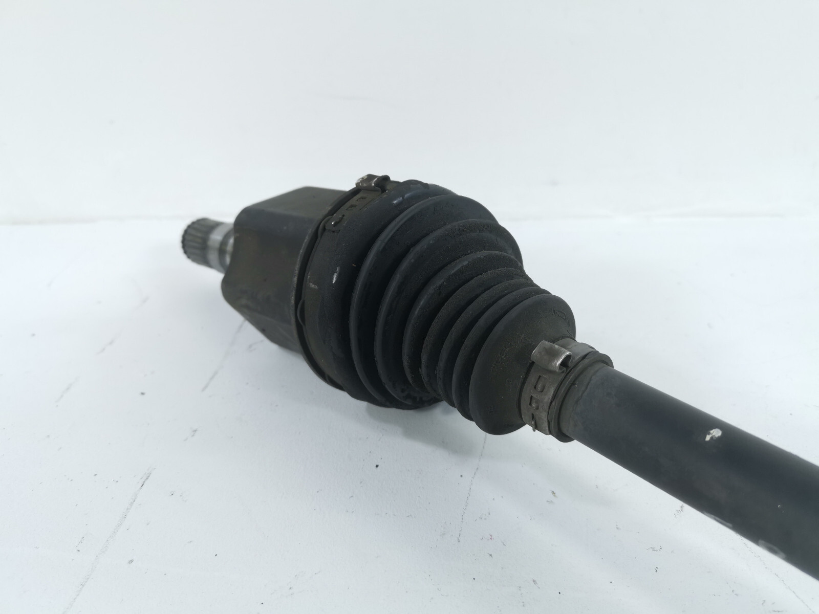 2014-2020 MASERATI QUATTROPORTE AWD RIGHT PASSENGER FRONT AXLE SHAFT OEM