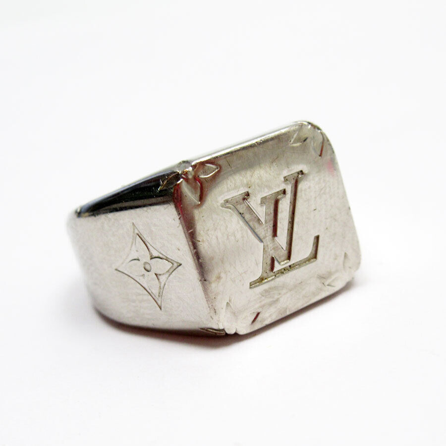 Auth LOUIS VUITTON SIGNET RING Monogram Ring Silver metal Auth LOUIS VUITTON SIGNET RING Monogram Ring Silver metal