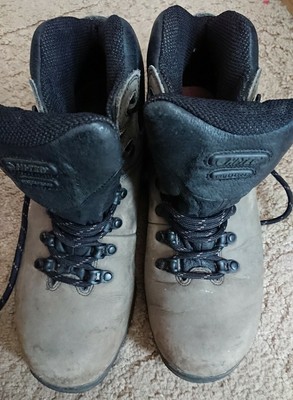 hi tec ladies walking boots