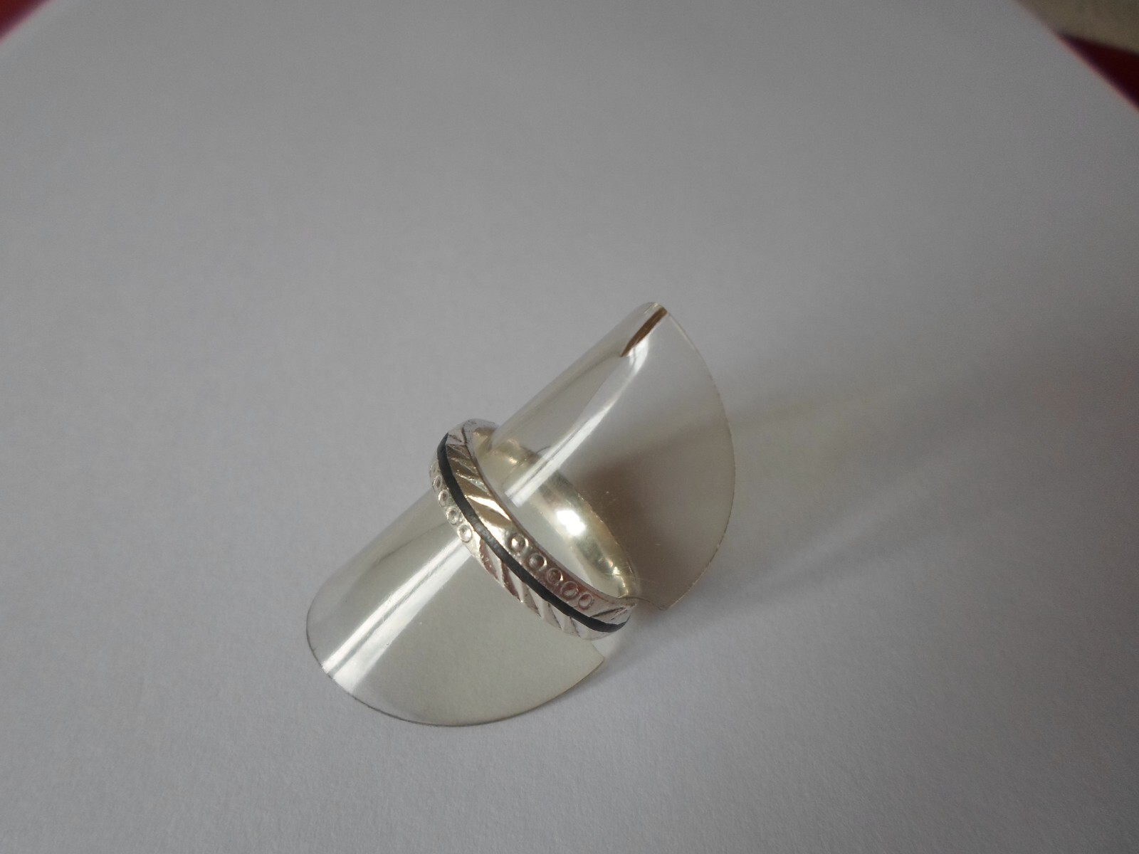 solid silver ring, chiseled ring, black border, s… - image 7