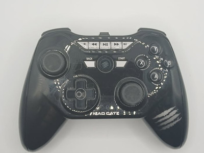Mad Catz C.T.R.L.S Bluetooth Controller CTRL Gamepad IOS 8 iPhone iPad Black