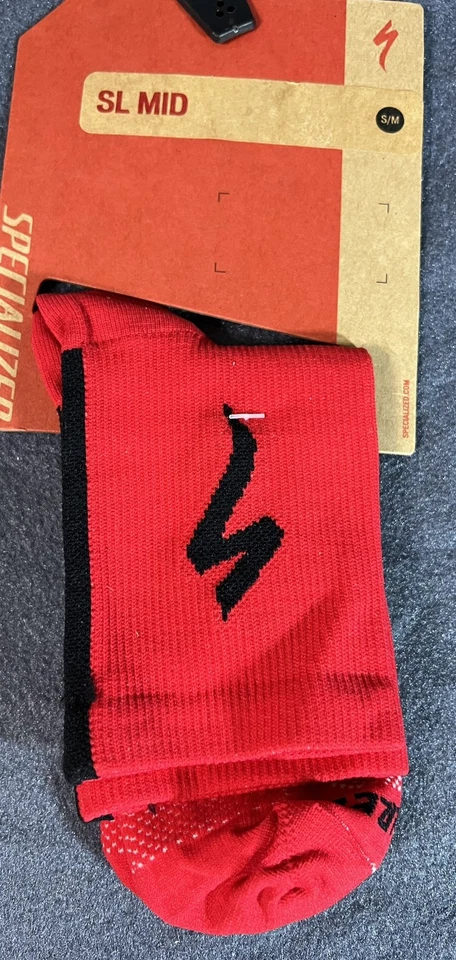 Nuevos 2 pares de calcetines Specialized para hombre sl media bicicleta S/M rojos y negros. Nylon, Spandex Foto 2 de 4