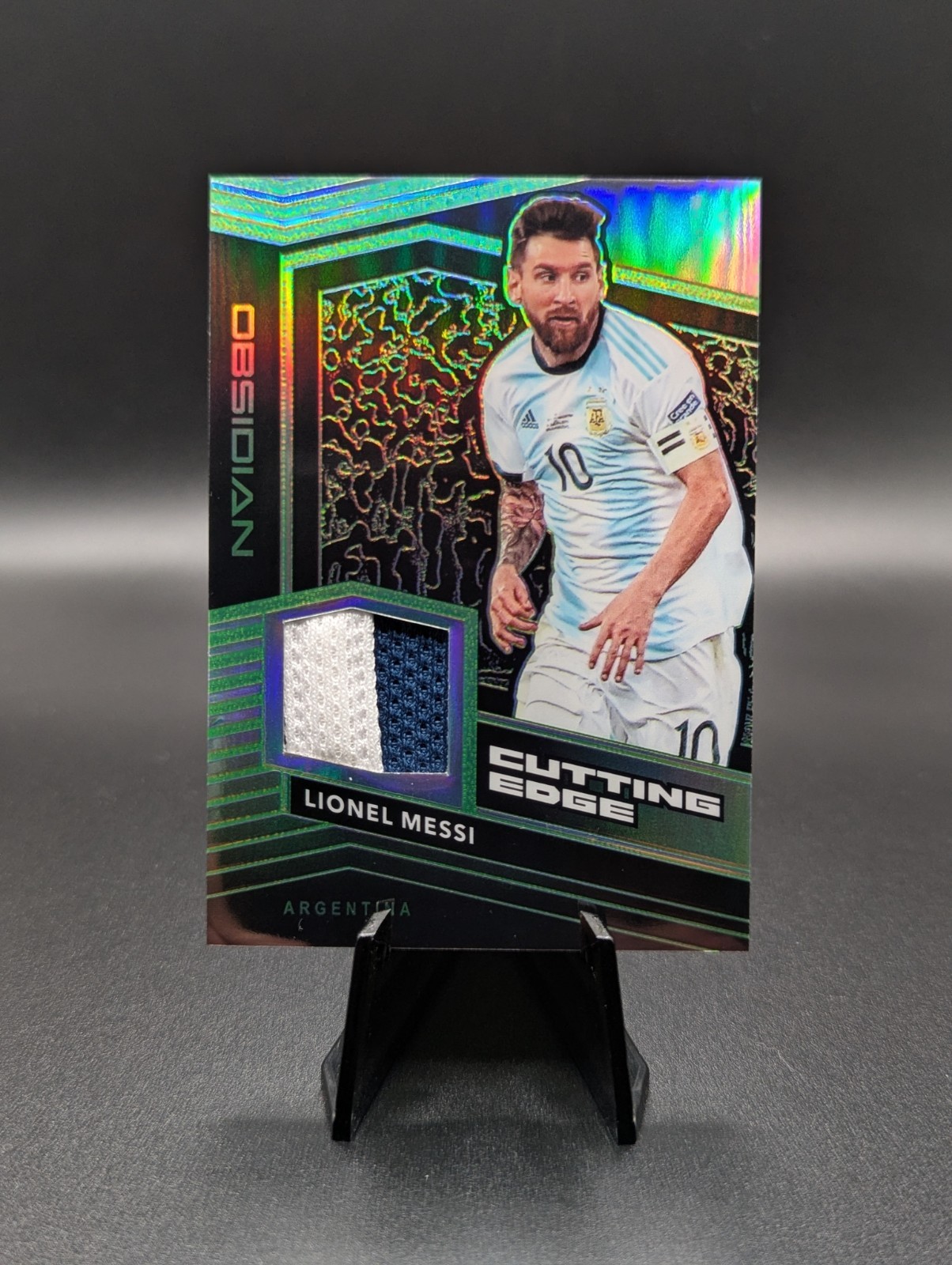 2019-20 Obsidian Electric Etch Green Lionel Messi Cutting Edge /25 Player Worn 