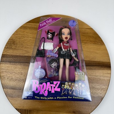New MGA Entertainment Bratz The Funk Out Fashion Collection Dana Doll NIB