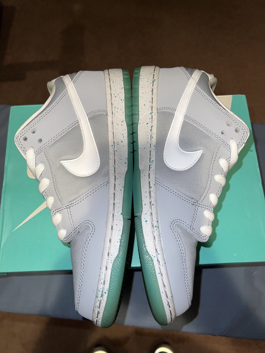 NIKE SB DUNK marty mcfly mag ダンク　ナイキ　マグ Nike MAG SB Dunk Low Back to the Future - Sneaker Bar Detroit