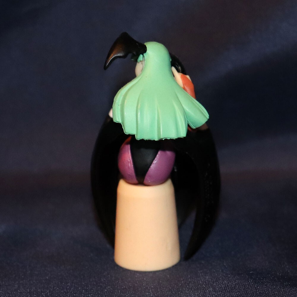 CAPCOM GALS Figure Darkstalkers Morrigan Aensland HG Gashapon