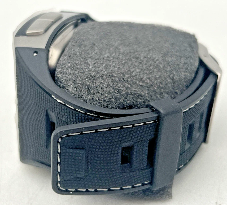 BEURER PM62 HEART RATE MONITOR CALORIES CONSUMPTION, HEART RHYTHM LED, NEW - Image 3 of 4