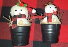 WINTER WONDER LANE RUSTIC COTTAGE SET OF 2 SNOWMAN ON BUCKET TREE DECORATIONS