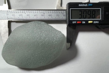 114 g GENUINE 3.1"x2.6" 114g GRAY Surf Tumbled FORMOSA SEAGLASS collector item