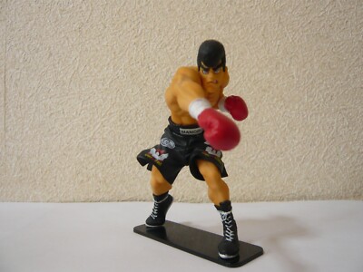 MAMORU TAKAMURA フィギュア 限定版 Hajime no Ippo Limited edition of 106 volumes Takamura
