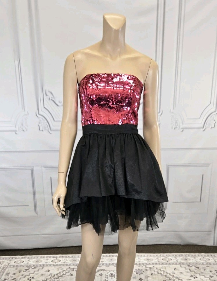 betsey johnson pink and black dress 90s Betsey Johnson Halter Dress (S) – Shops Silver main image 0
