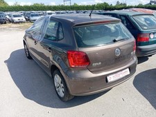 Pare-brise Volkswagen POLO