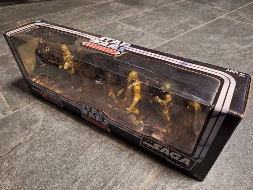Star Wars Saga Collection Hunt For Millennium Falcon Bounty Hunter Pack PX Rare - Image 2 of 4