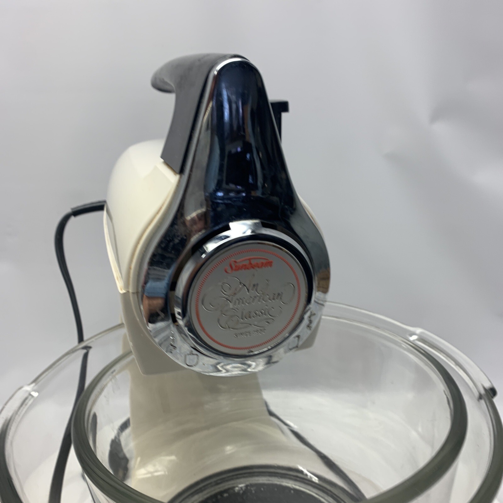 Vintage Sunbeam Mixmaster 2360 American Classic 12 Speed Mixer Set