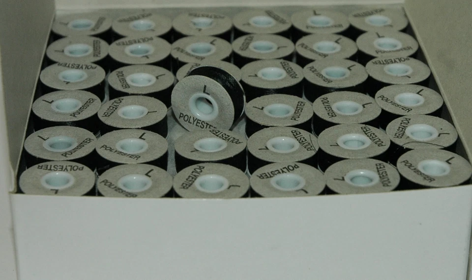 Marathon Bobbins Pre Wound Embroidery Machine Bobbin Thread Idea for Brother PR - Image 3 of 4