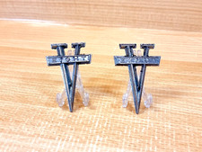 1963-1968 PLYMOUTH / MOPAR A BODY - V8 EMBLEM - ORIGINAL - VINTAGE - USA -