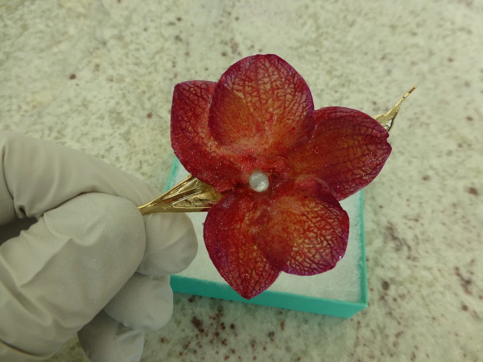 Phalaenopsis Real Phal Orchid Preserved Flower 14K Gold Plated Hair Clip - Image 4 of 4