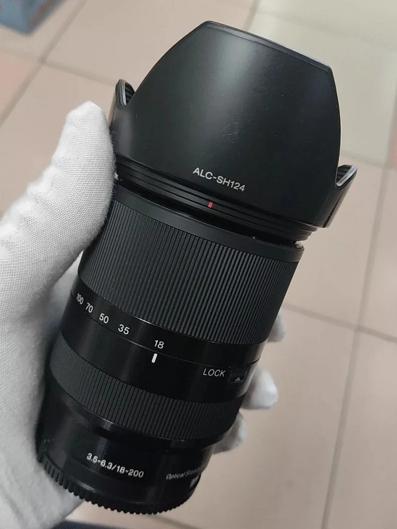 Sony E18-200mm F3.5-6.3 OSS LE Lens Review - My initial Sony E18-200mm F3.5-6.3 OSS LE Lens Review - My initial