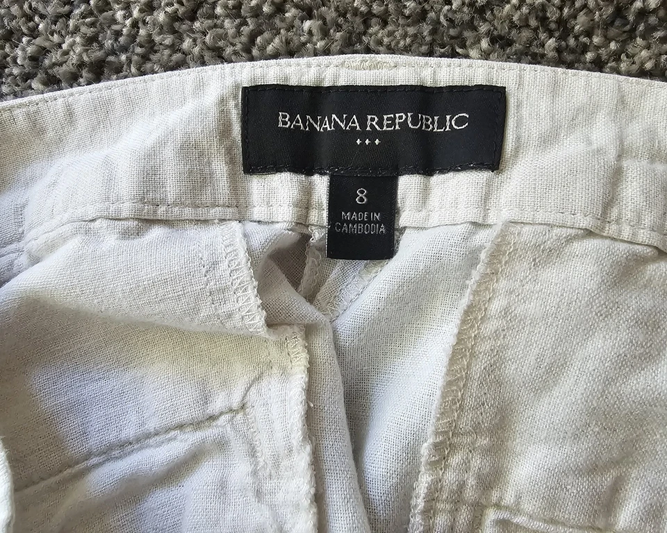Pantalones cortos para mujer Banana Republic de mezcla de lino talla 8 por encima de la rodilla Foto 3 de 4