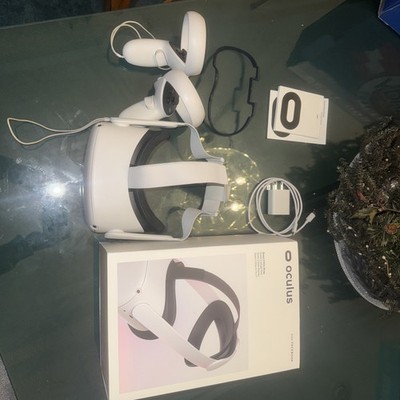 Oculus Quest 2 Virtual Reality Headset W/ Elite Headstrap