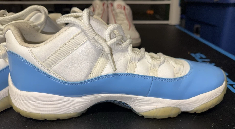 Air Jordan 11 retrô baixo UNC 2017 tamanho 12 usado - Imagem 3 de 4