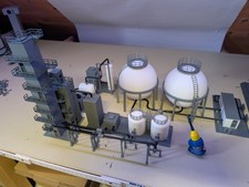 H0 HO 1:87 Gebäude Raffinerie Gas Luftzerleg...