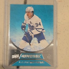 Upper Deck 2021-22 Credentials Auston Matthews #5 Yellow /299 Maple Leafs NHL