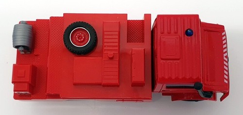 Solido 1/50 Scale Diecast 2127 - Mercedes Unimog Fire Truck - Picture 3 of 5