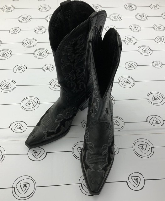 ariat black deertan