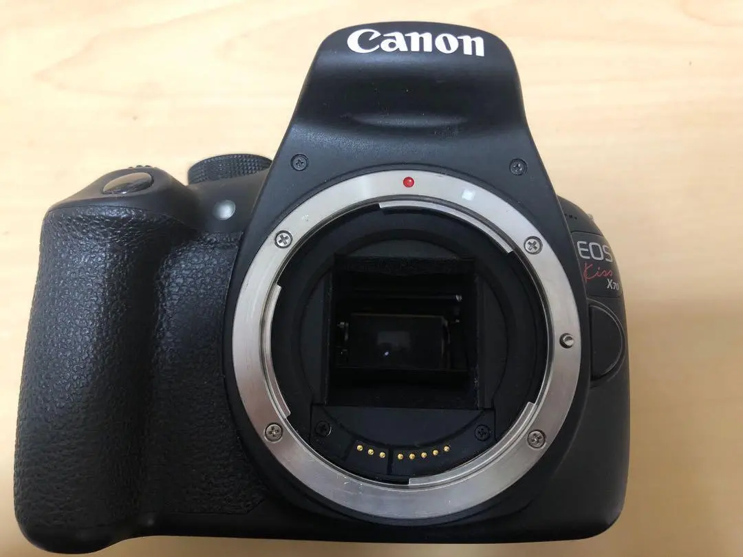 Canon EOS Kiss X70 Digital SLR Camera Black Body Only