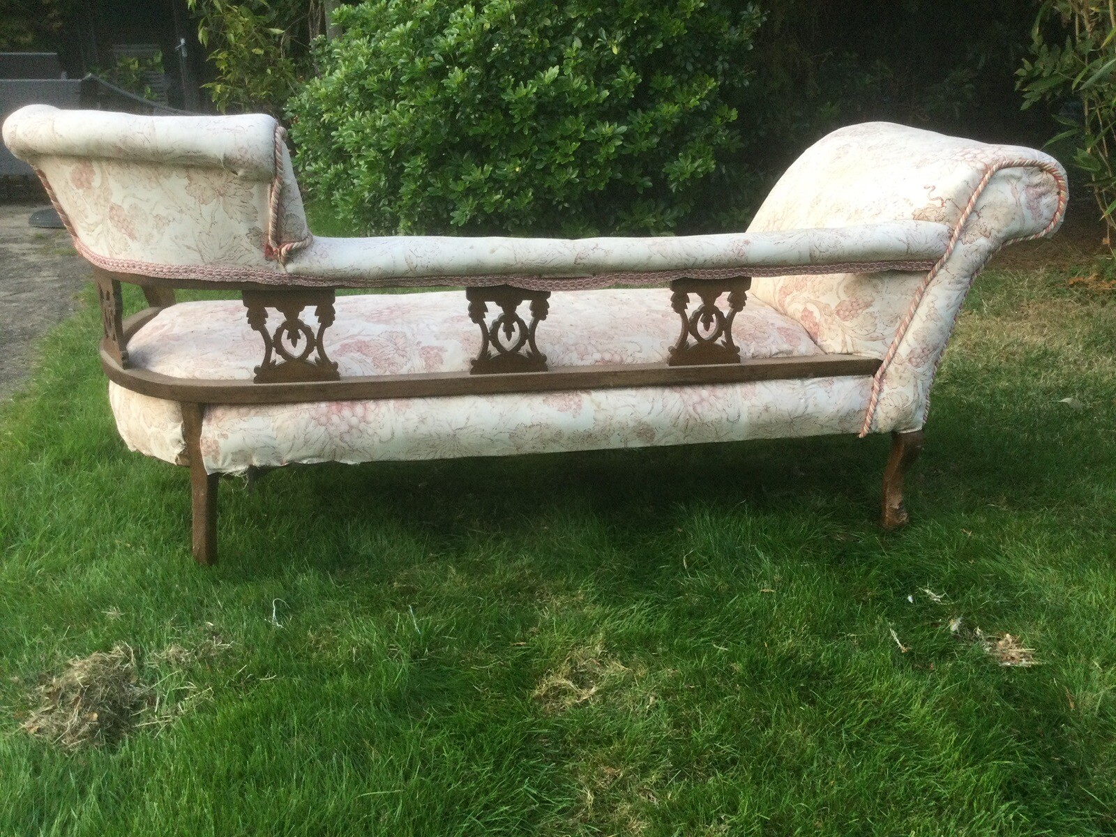 CLASSIC ANTIQUE CHAISE LONGUE eBay