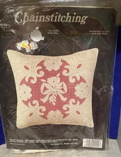 Vintage NIP NeedleMagic Chain Stitching Kit Dusty Rose Pillow 14x14