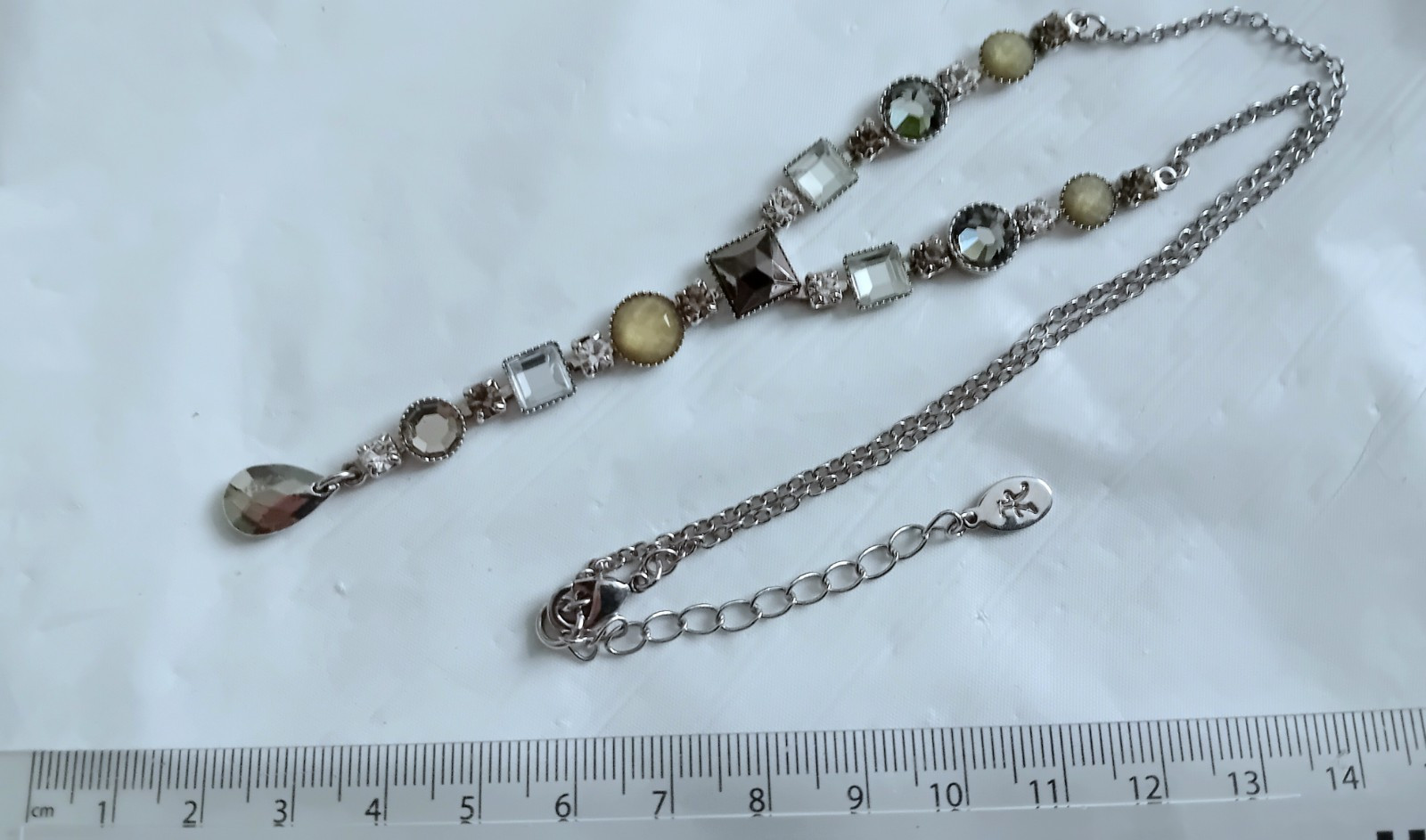 40cm Sparkling Y Drop Necklace with Elegant Design Ref A207